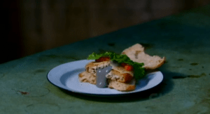 s7x09-you-pissed-off-my-sandwich-640x351-300x164