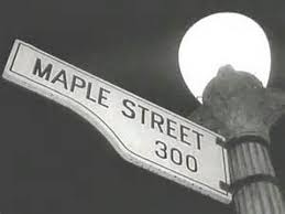 maple-street-sign